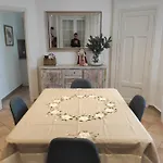 Tropezienne 圣特罗佩